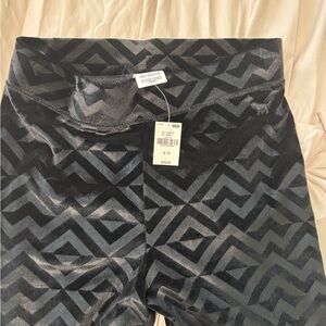 Victorias Secret Pink Geometric Black and Gray Leggings velvet